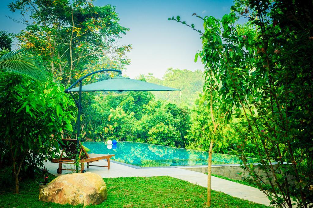Garcinia Leaf Hotel Hikkaduwa Buitenkant foto
