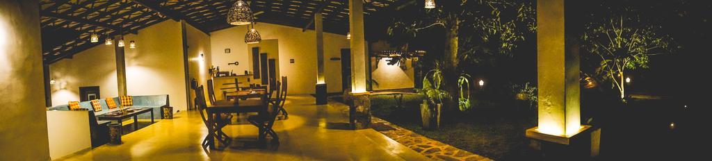 Garcinia Leaf Hotel Hikkaduwa Buitenkant foto