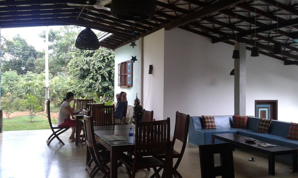 Garcinia Leaf Hotel Hikkaduwa Buitenkant foto