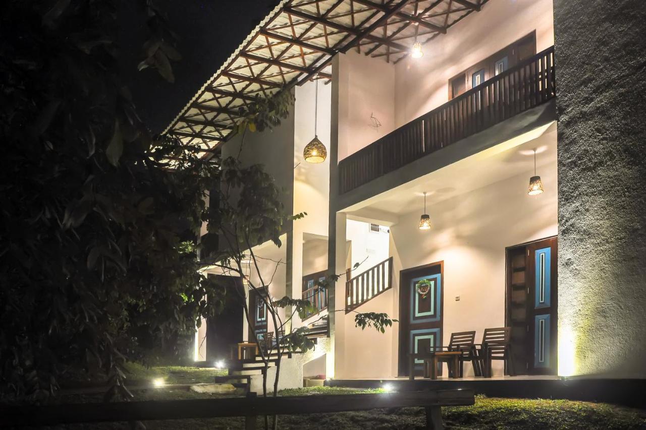 Garcinia Leaf Hotel Hikkaduwa Buitenkant foto