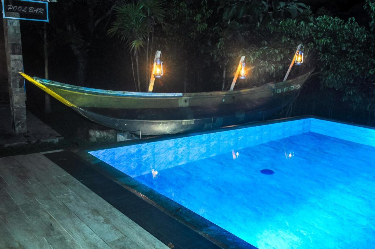 Garcinia Leaf Hotel Hikkaduwa Buitenkant foto