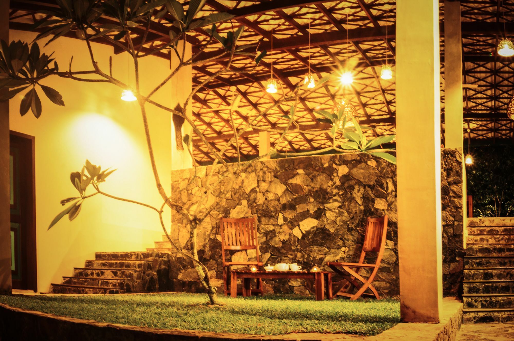 Garcinia Leaf Hotel Hikkaduwa Buitenkant foto